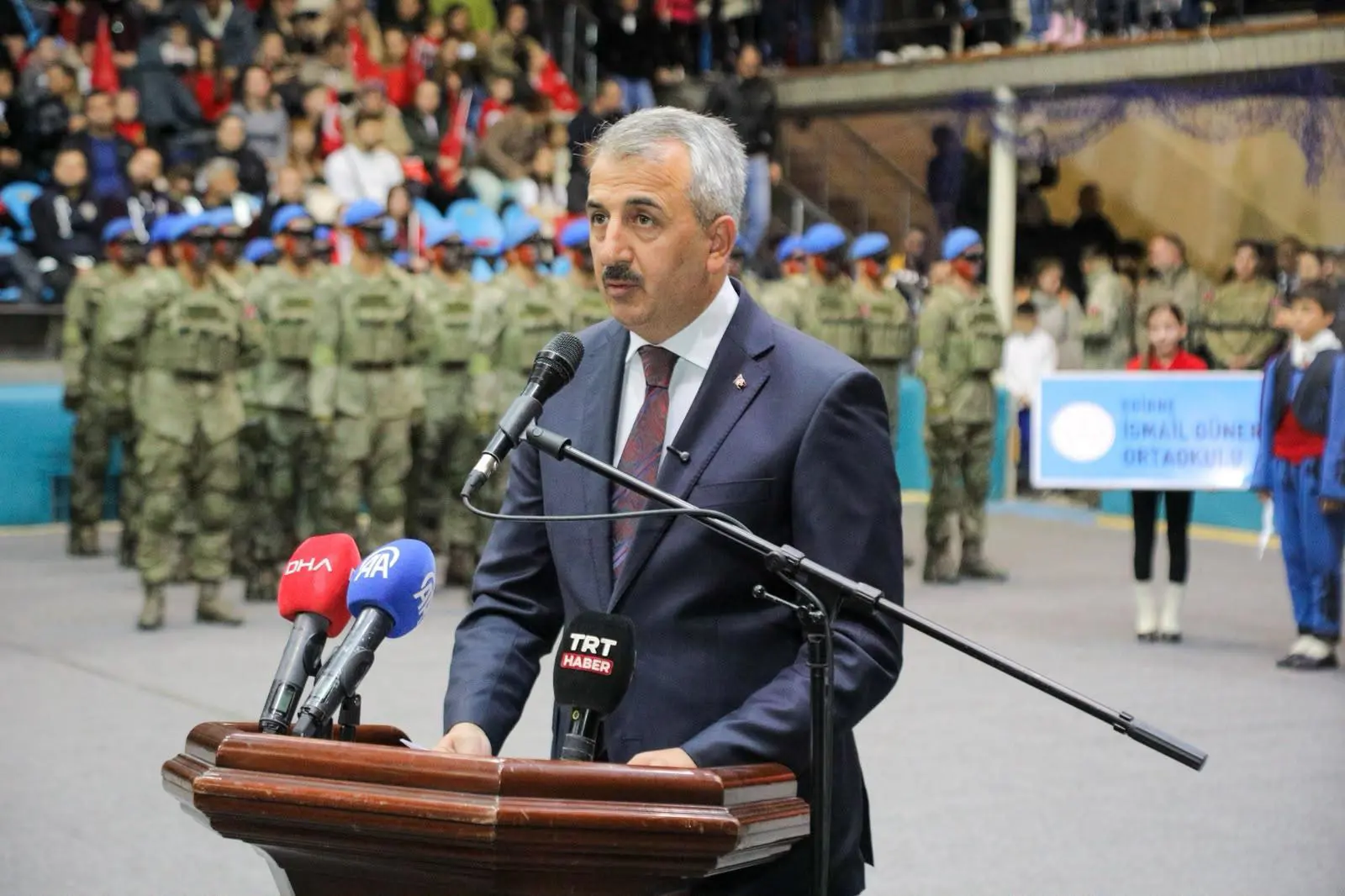 CUMHURİYET COŞKUSU EDİRNE’DE ÇOCUKLARIN NEŞESİYLE BÜYÜDÜ galeri görseli